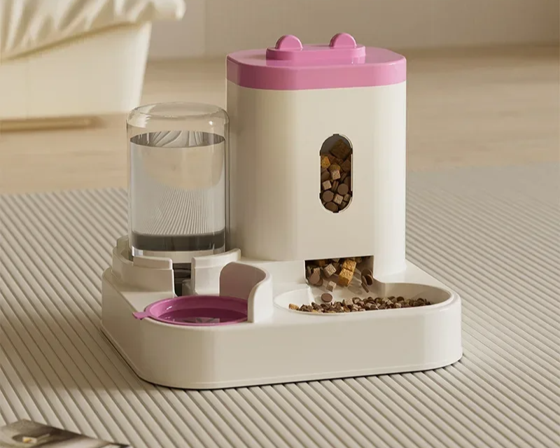 Smart Feeder & Water Fountain for Pets – Hassle-Free Feeding for Cats & Dogs